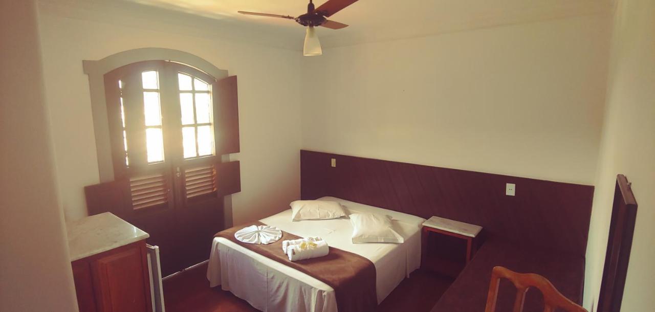 Pousada Casa Dos Contos โอว์โรเปรโต ภายนอก รูปภาพ