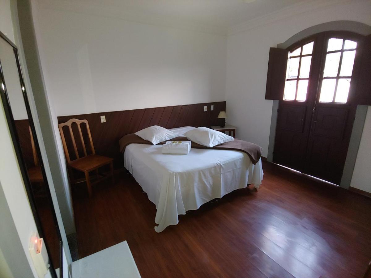 Pousada Casa Dos Contos โอว์โรเปรโต ภายนอก รูปภาพ