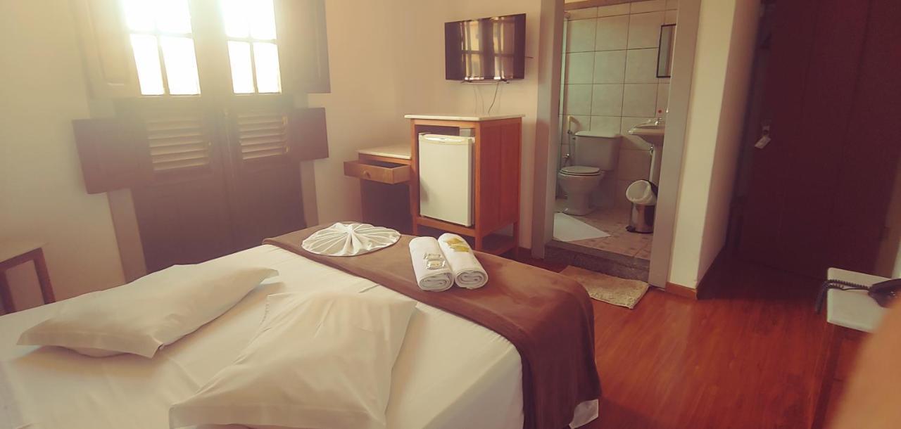 Pousada Casa Dos Contos โอว์โรเปรโต ภายนอก รูปภาพ