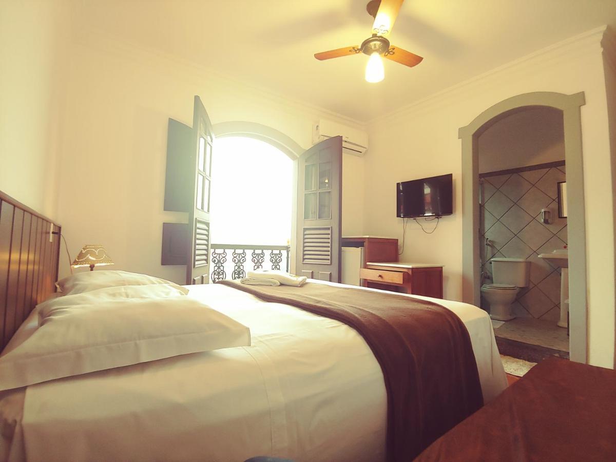 Pousada Casa Dos Contos โอว์โรเปรโต ภายนอก รูปภาพ