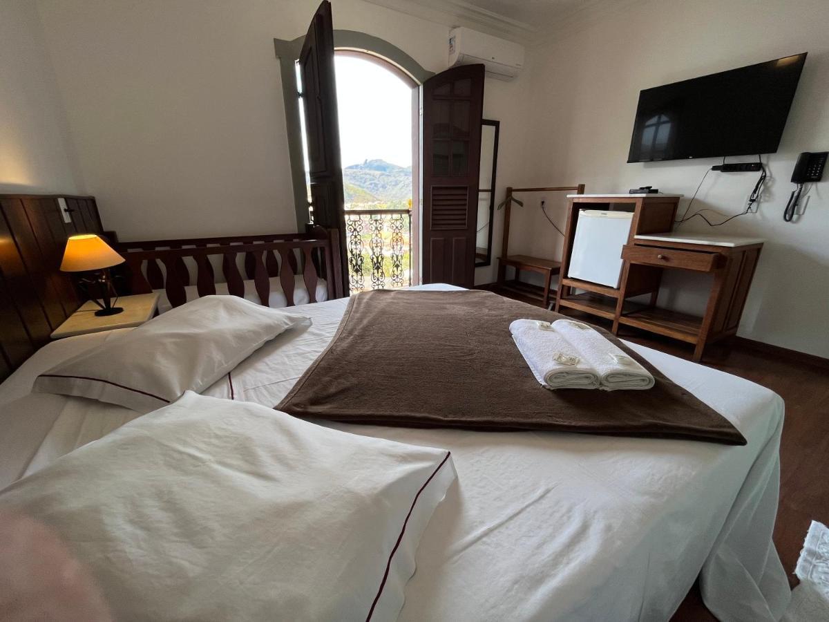 Pousada Casa Dos Contos โอว์โรเปรโต ภายนอก รูปภาพ